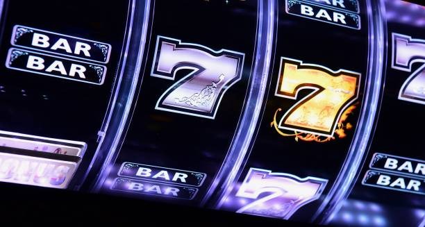 ibox99 platform showing live-dealer table and sportsbook interface